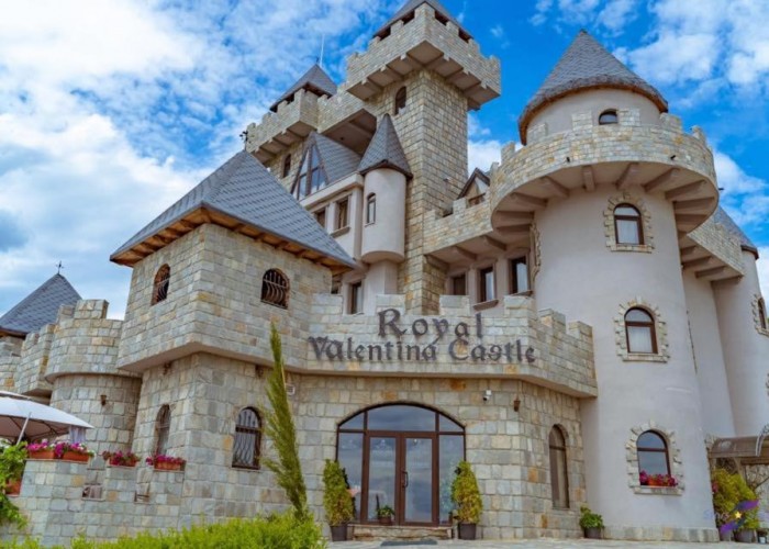 Valentina Castle Spa Resort